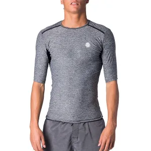 RIP CURL TECH BOMB S/SL UVT CHARCOAL UPF50 
